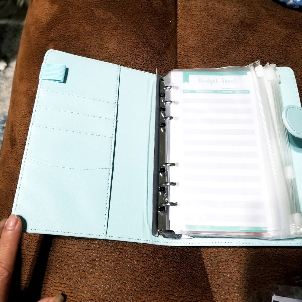 🔴 Budget Binder - Picture 3 of 5